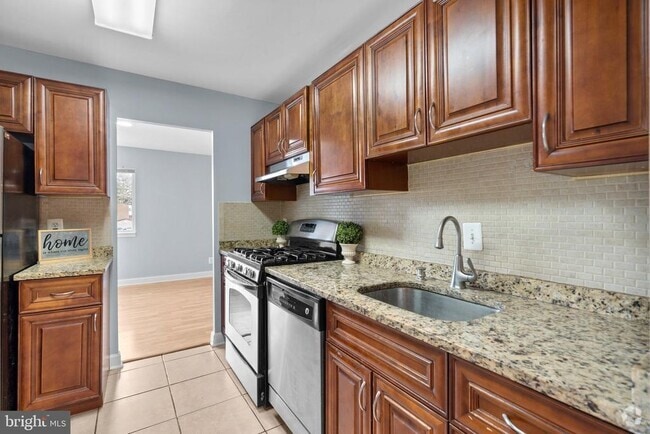 Building Photo - 19413 Brassie Pl Unit 204 Rental