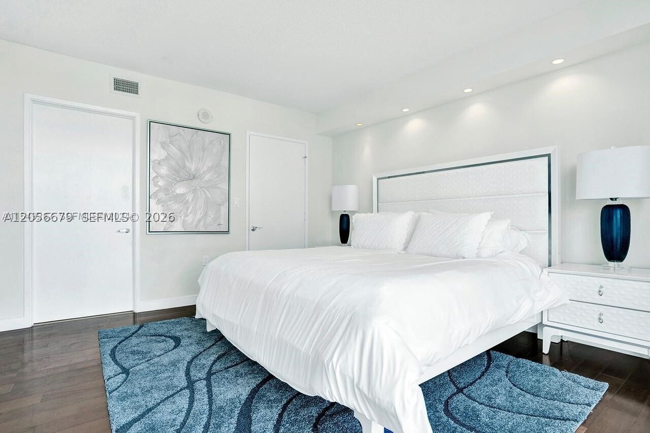 Photo - 150 Sunny Isles Blvd Unit 1-805