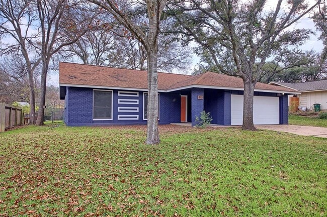 Photo - 11813 Highland Oaks Trail