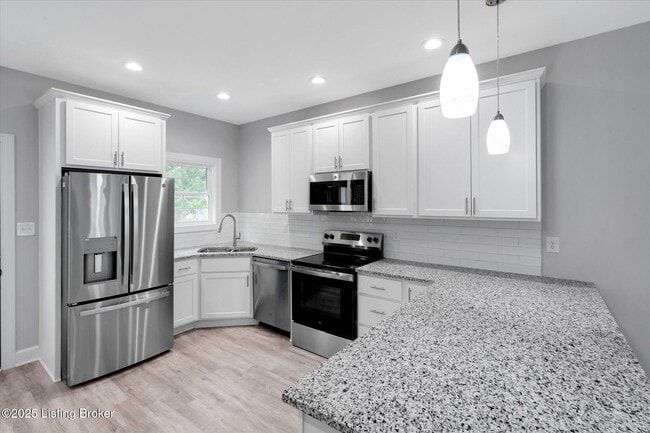 Photo - 721 E Caldwell St