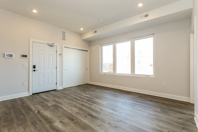 Photo - 953 Belmont Ave Unit 953 Belmont Avenue  05