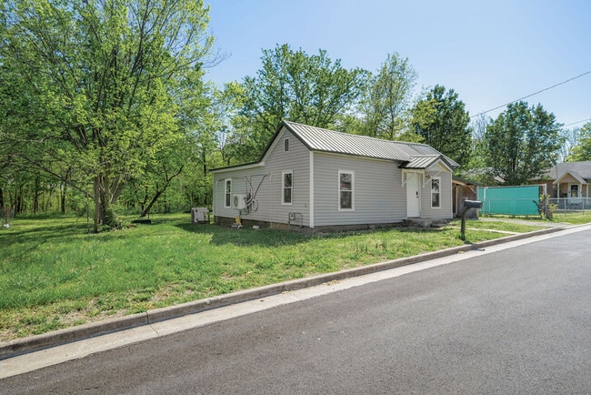 Photo - 2706 Quincy St