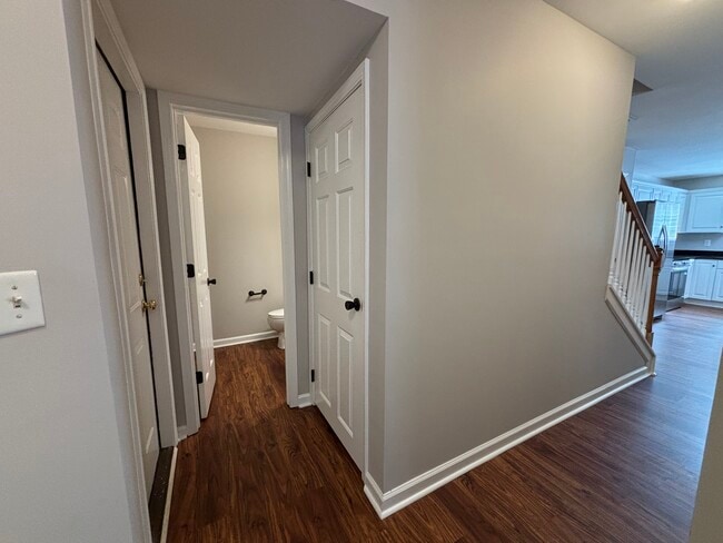 Foyer - 808 Woodsford Dr