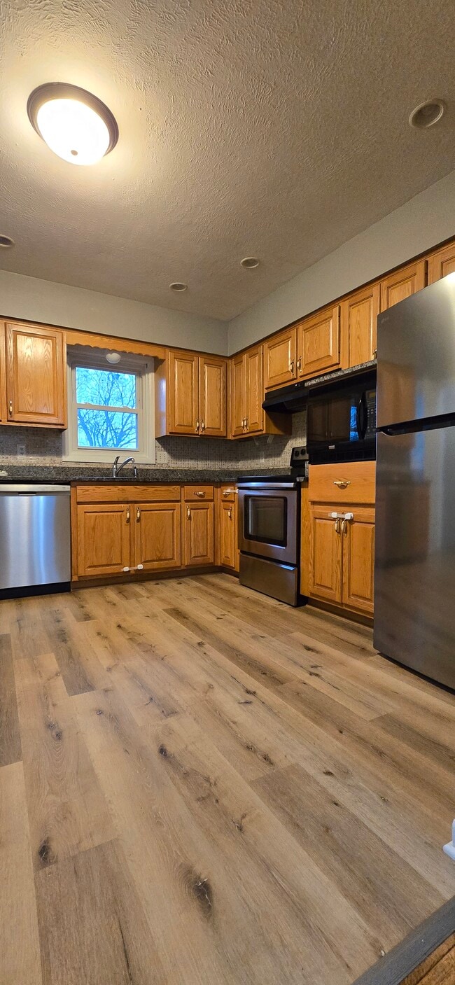 Photo - 2636 Wedgewood Rd