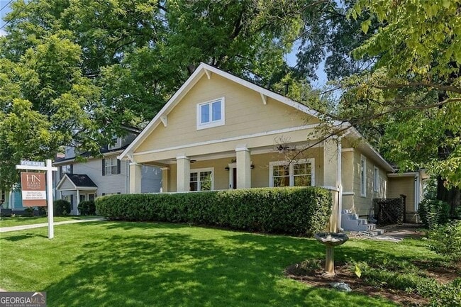 Photo - 805 Holmes St NW