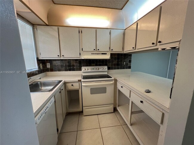 Photo - 809 NE 214th Ln Unit 2