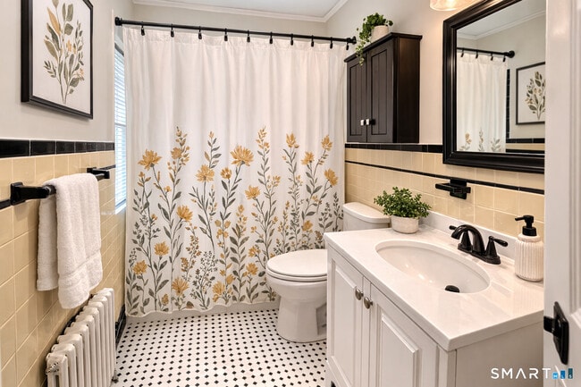 Photo - 557 Strong St