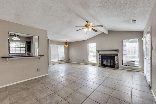 Photo - 8602 Skyview Rd