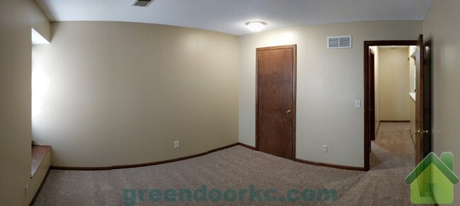 Photo - 500 Kenneth Ln