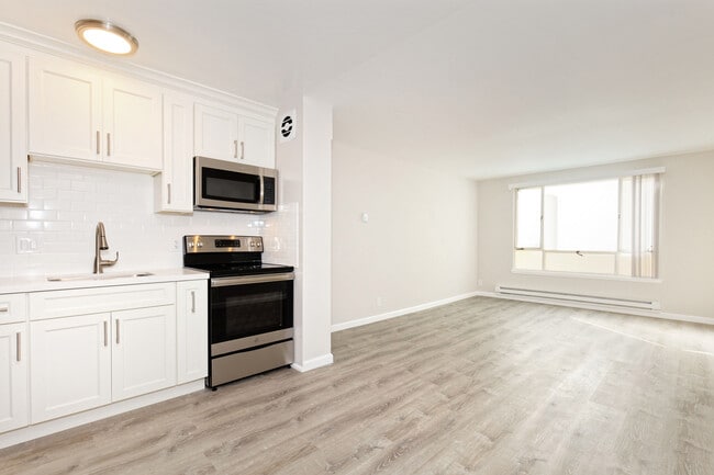 Photo - The Lakemont