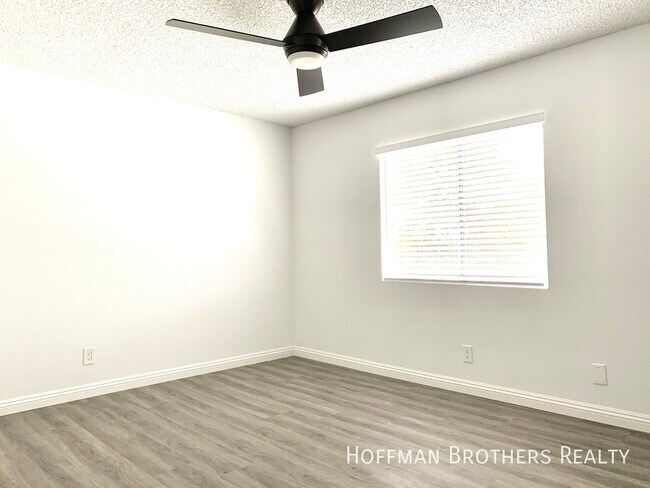 Photo - 3345 Drew St Unit 207A