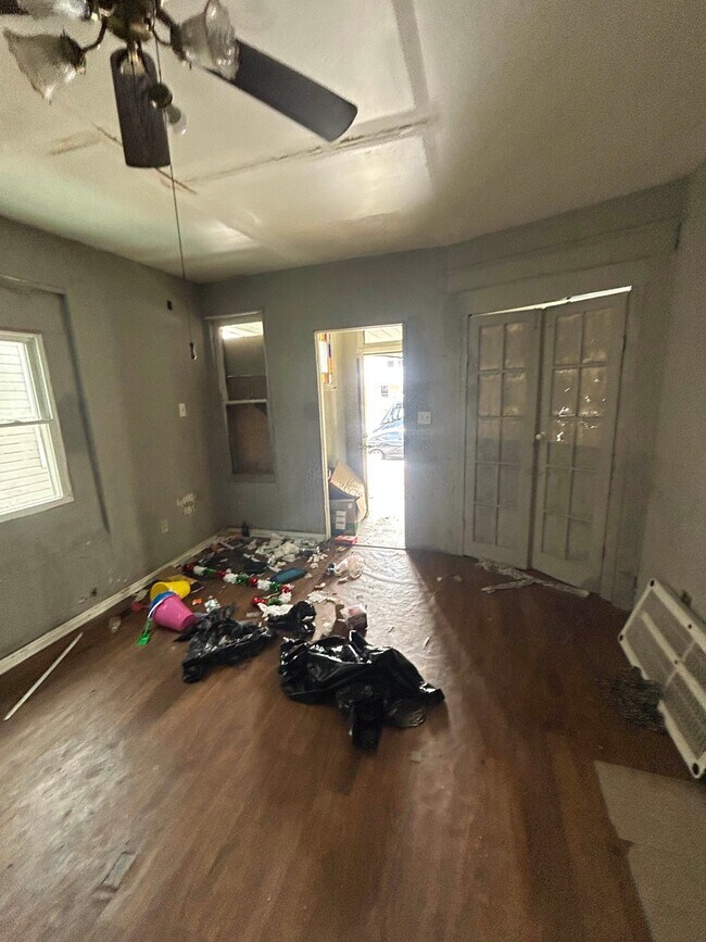 Photo - 1811 W Millman St