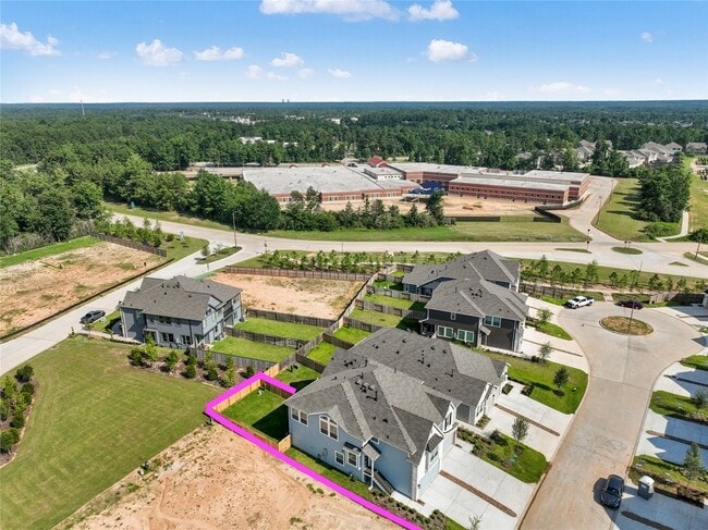 Photo - 611 Silver Pear Ct