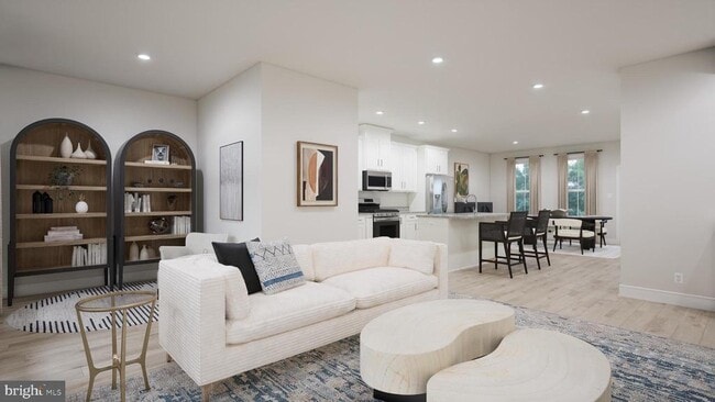 Photo - 135 Heyford Dr