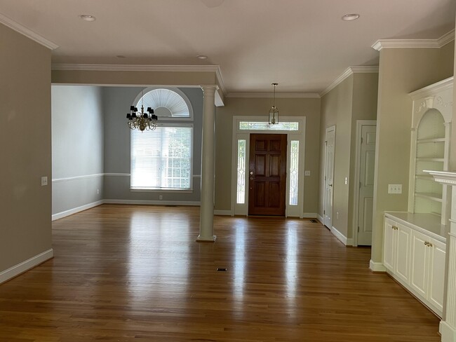 229 Double Eagle Ct