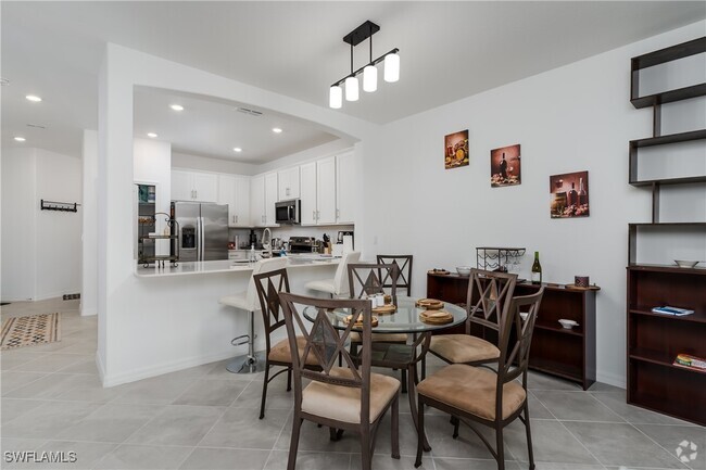 Building Photo - 2140 Dragonfruit Wy Rental