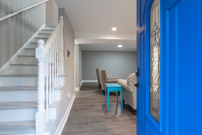 Photo - 17003 Village Dr W