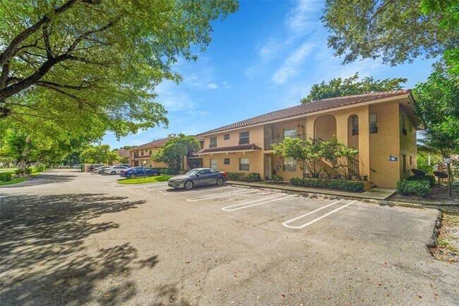 Photo - 9182 NW 40th St Unit 9182