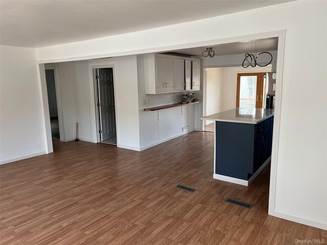 Building Photo - 806 Berkshire Rd