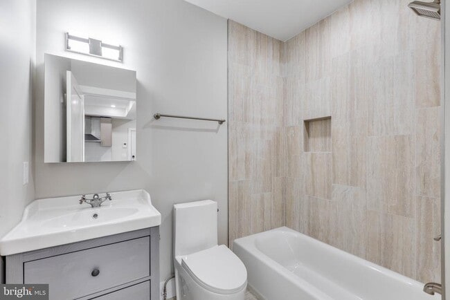 Photo - 1434 Parrish St