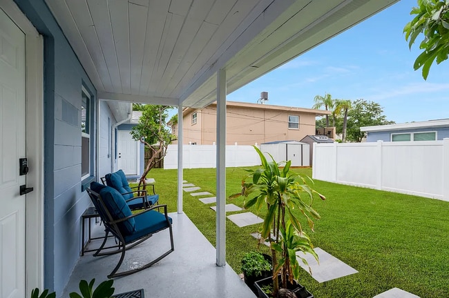 Photo - 401 S Mars Ave Unidad 3