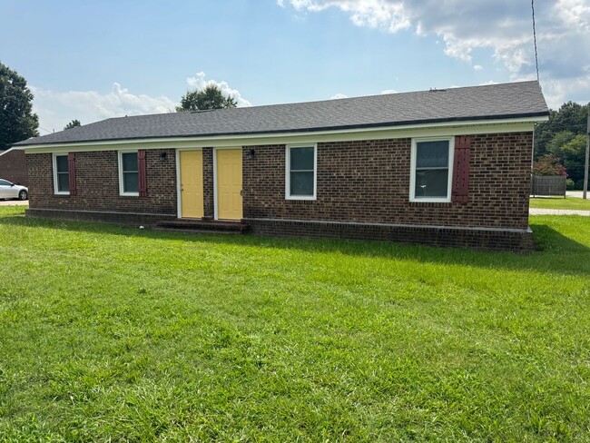 Photo - 100-104 Ligustrum Ct Unit 100