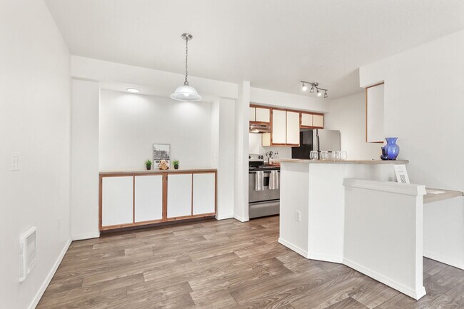 Jackson School Village apartments — community photo
