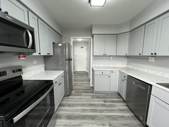 Building Photo - 1217 The Delaware