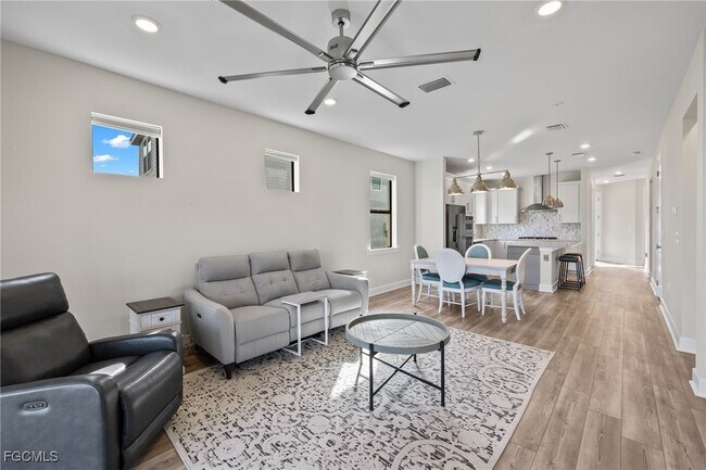 Photo - 20088 KIngmont Dr