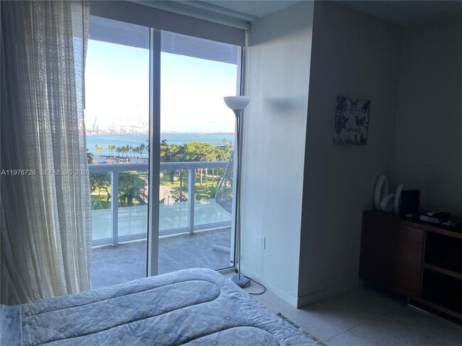 Photo - 50 Biscayne Blvd Unit 709