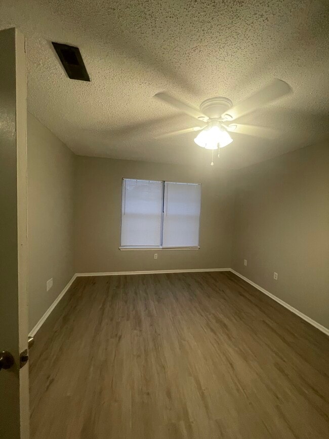 Photo - 622 Spirit Ct