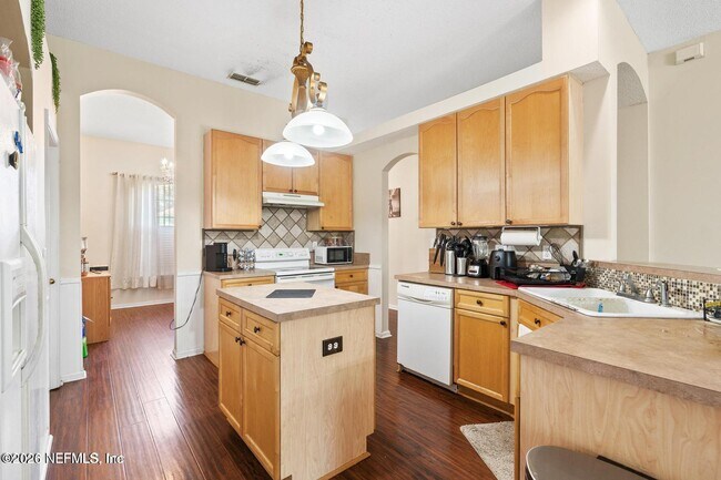 Photo - 4593 Cape Elizabeth Ct E