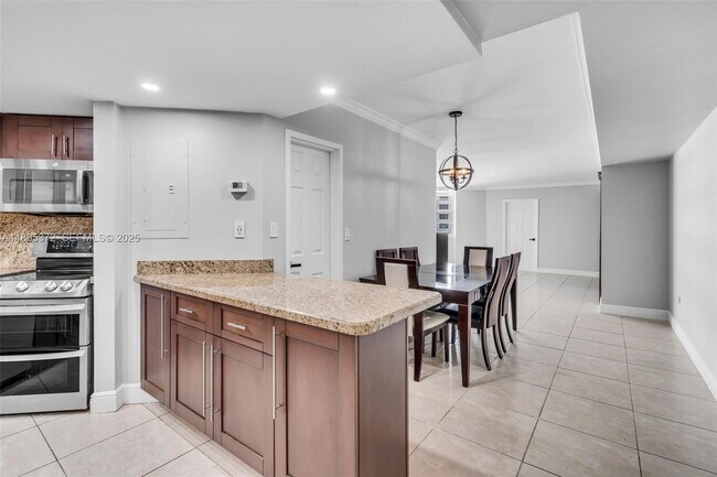 Photo - 999 Brickell Bay Dr Unidad 1005