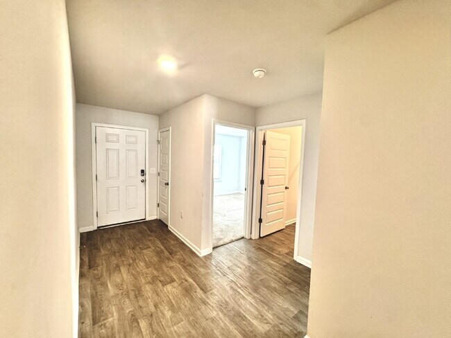 Photo - New rental in Brighton Oaks! Conveniently located off Hwy 231, this community conveniently close ...