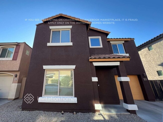 Building Photo - 336 S Travis Rental