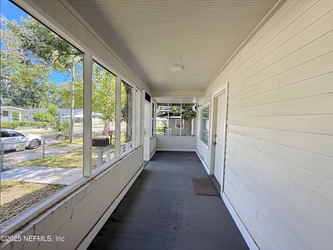 Photo - 1204 W 31st St