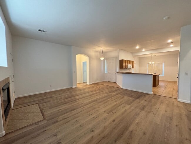Photo - 2772 Broadmoor Dr
