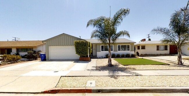 4BD/2BA, POOL!! (Lease out, pending signat... - 4BD/2BA, POOL!! (Lease out, pending signat...