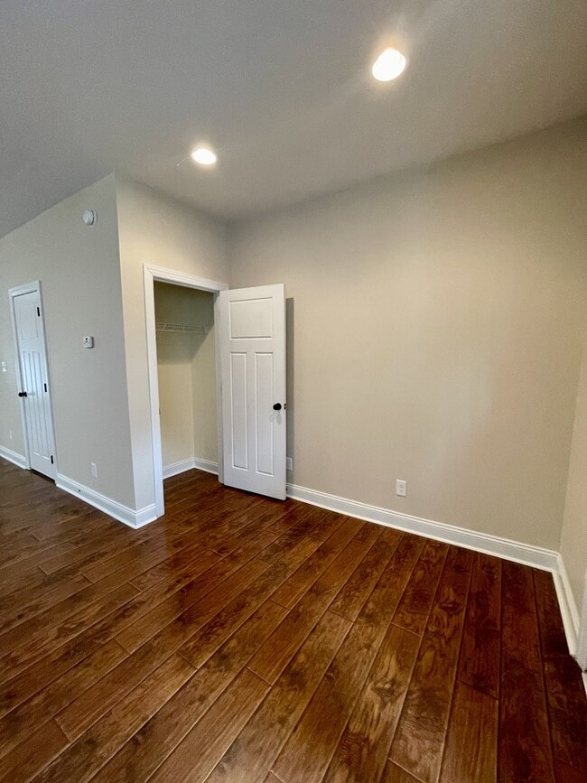 Photo - 102 Capital St