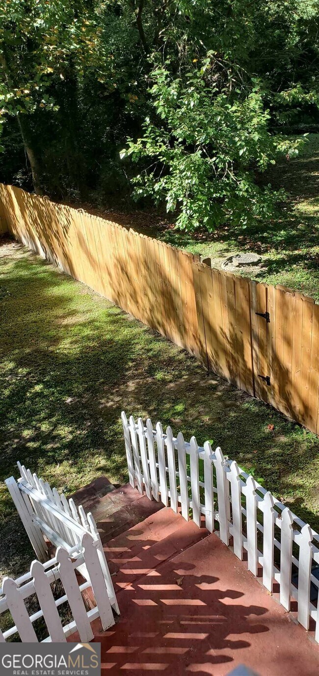 Photo - 2828 Engle Rd NW