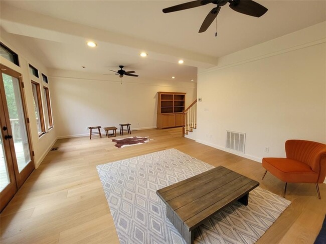 Photo - 281 Earl Callahan Rd
