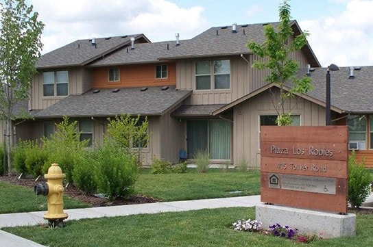 Photo - Plaza Los Robles