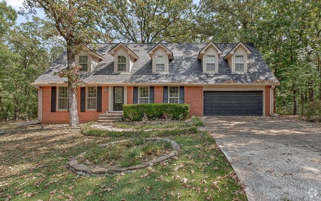 Building Photo - Stunning Home in Jonesboro for LEASE!!!!