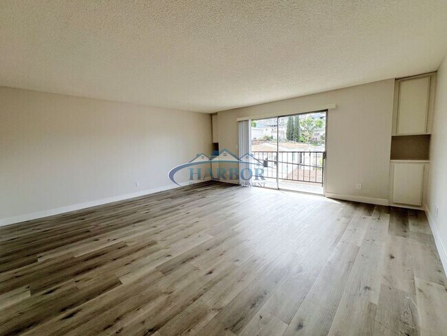 Photo - 2315 S Grand Ave