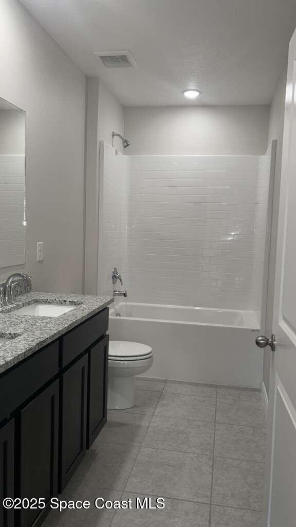 Photo - 474 San Filippo Dr SE