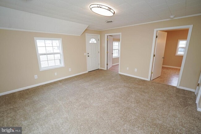 Photo - 308 Cherry Way