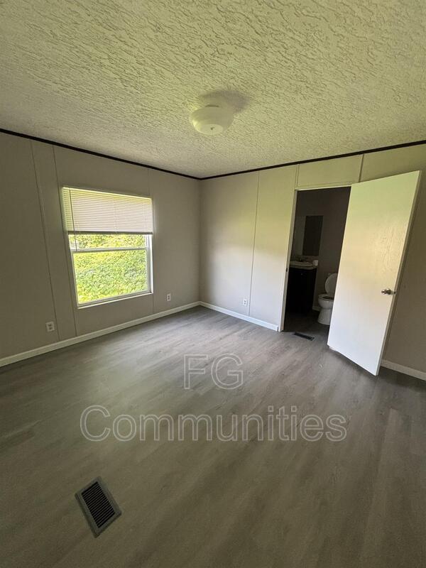 Photo - 1815 Conley Rd