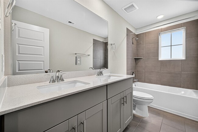 Photo - 3102 Winding Mile Ct