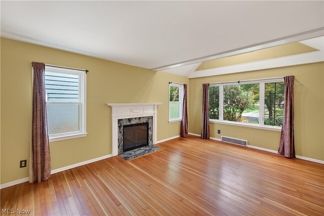 Photo - 2658 Canterbury Rd