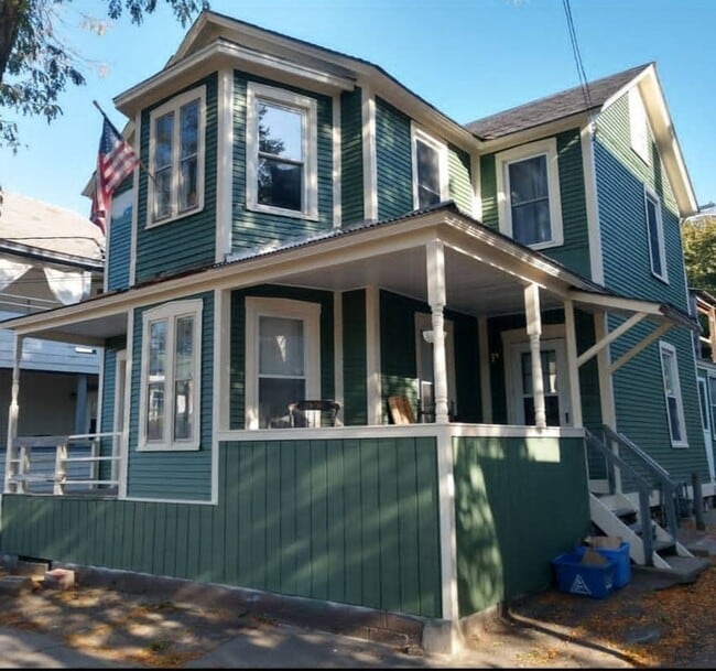 Building Photo - 22 Decatur St Unit 22